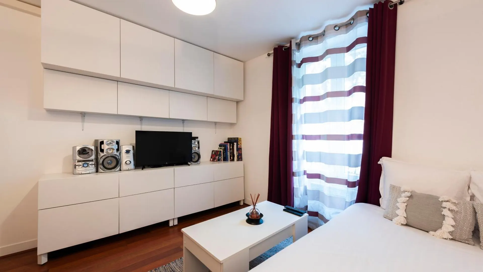 Montmartre-Appartement Climatise -3Min Sacre-Coeur Paris Apartment
